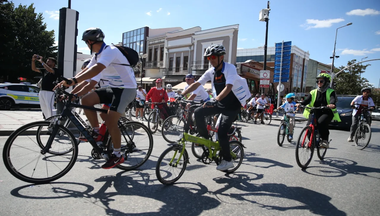 Uluslararası Bisiklet Festivali renkli görüntülere sahne oldu