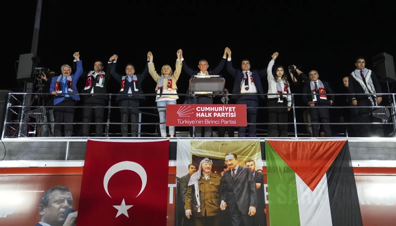 Eyüpsultan'da Filistin için uyanış: Siyasi liderlerden birlik çağrısı