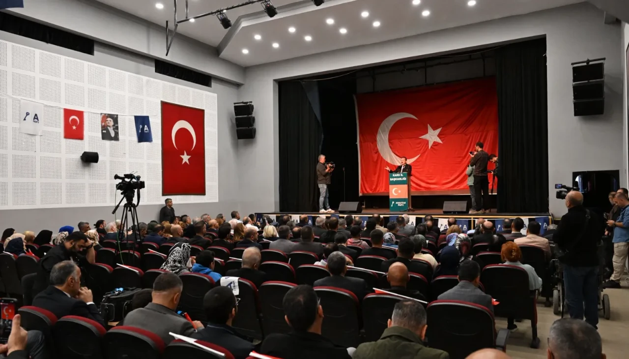 Anahtar Parti Lideri Yavuz Ağıralioğlu Kars'ta: 'Memlekette Eşitlik Sadece Fakirlikte!'