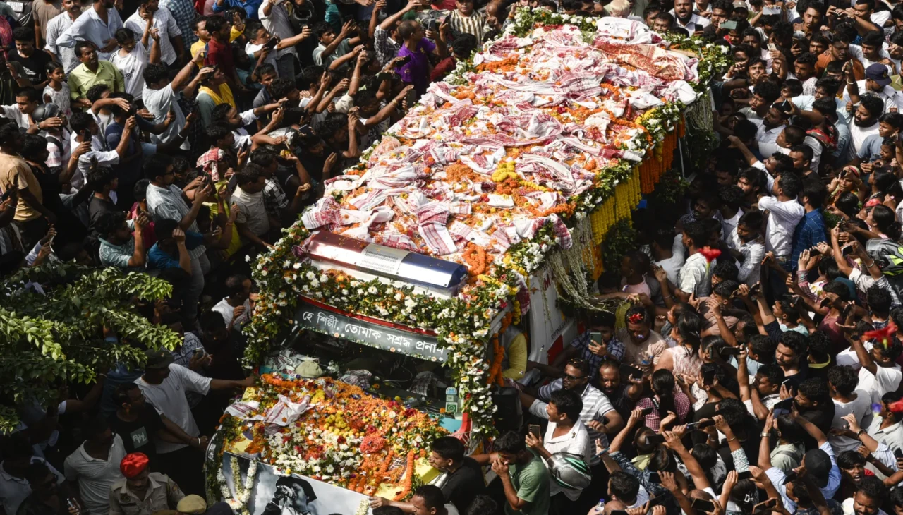 Bollywood sanatçısı Zubeen Garg'ın cenazesi Guwahati’ye getirildi