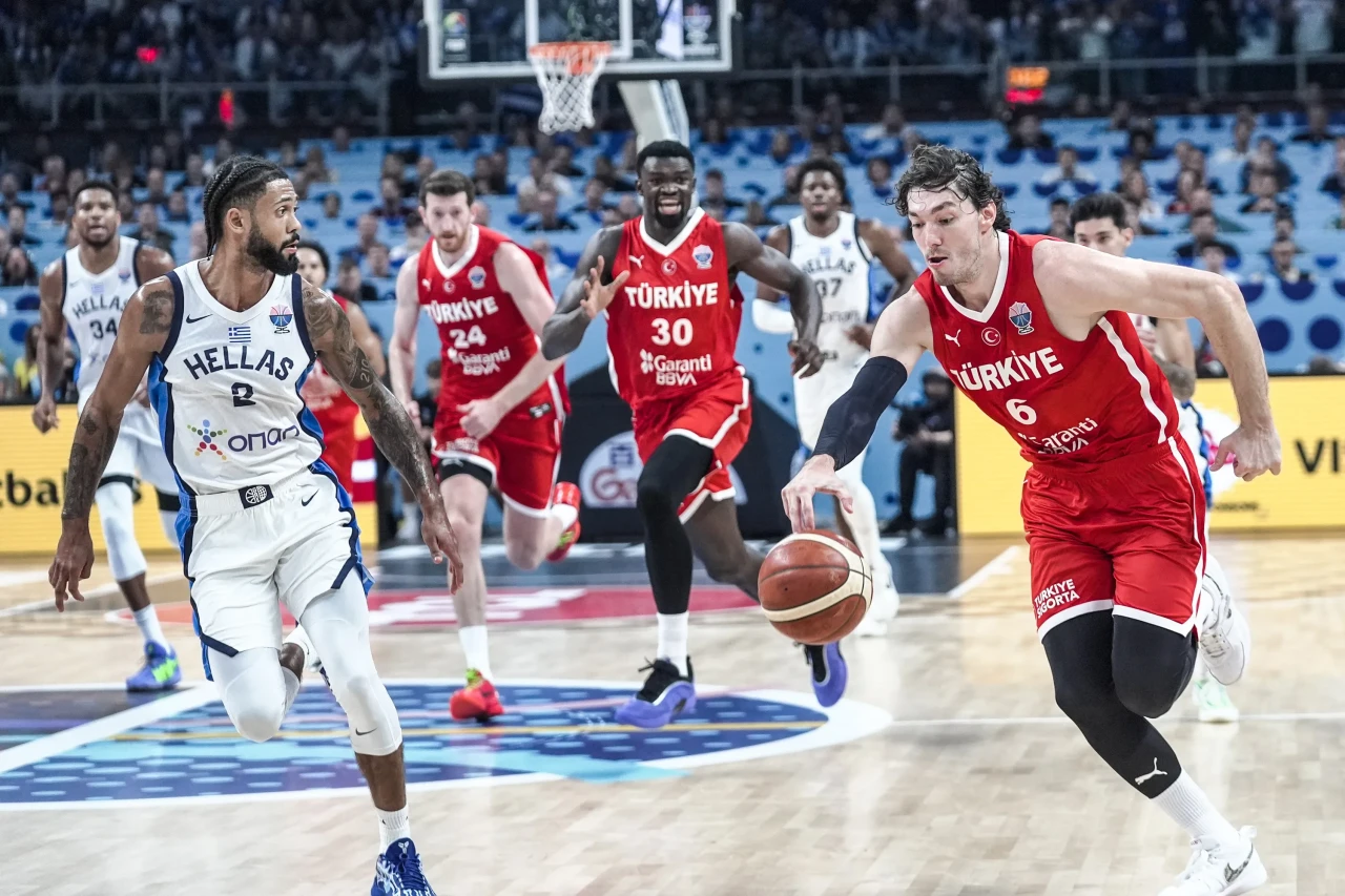 A Milli Basketbol takımı 24 yıl sonra EuroBasket finaline yükseldi