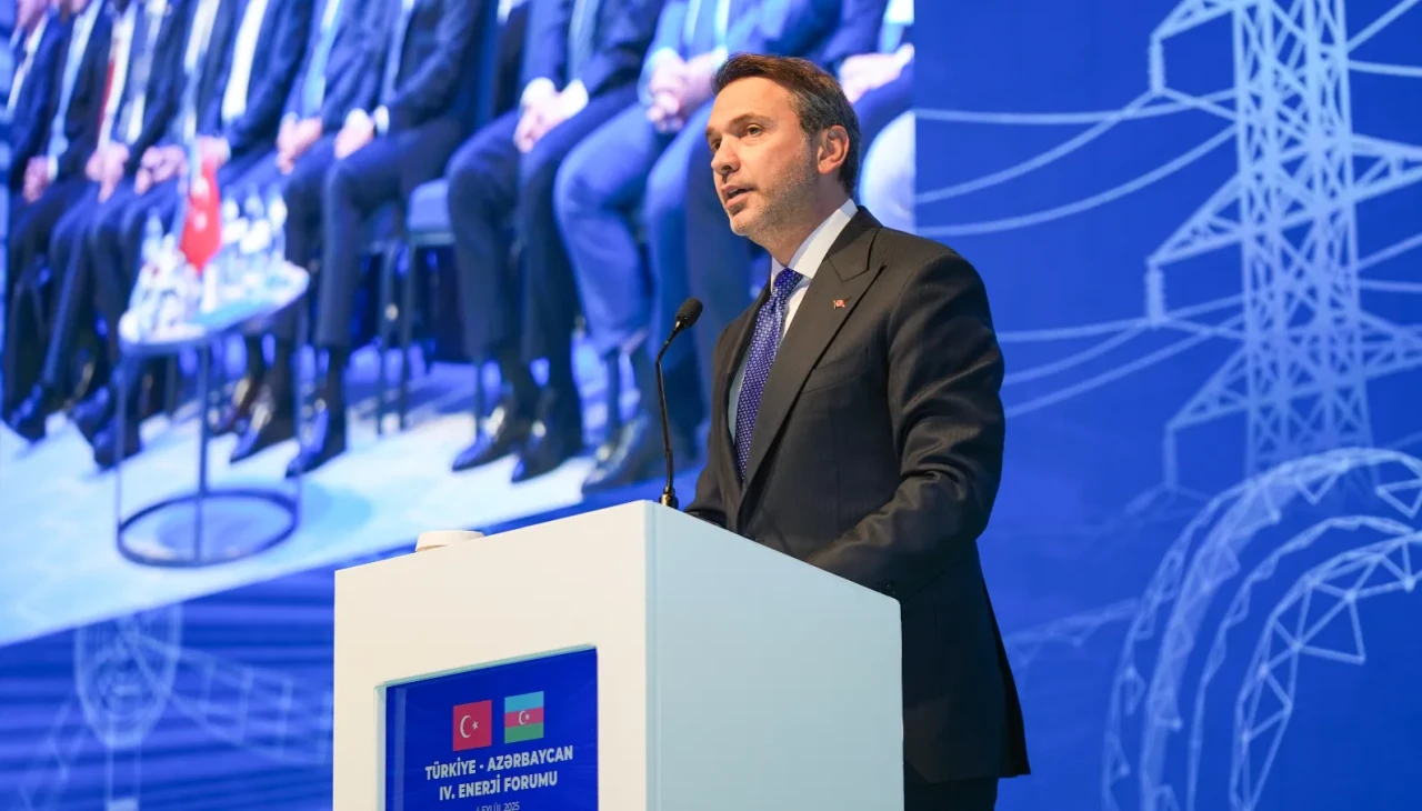 Türkiye-Azerbaycan 4. Enerji Forumu İzmir’de gerçekleşti