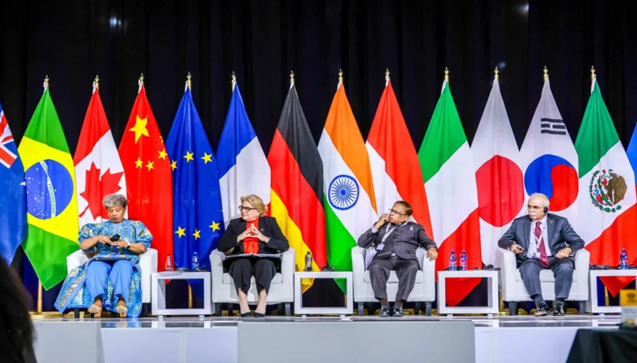 AYM Başkanı Özkaya J20 Zirvesi’nde Türkiye’yi temsil etti