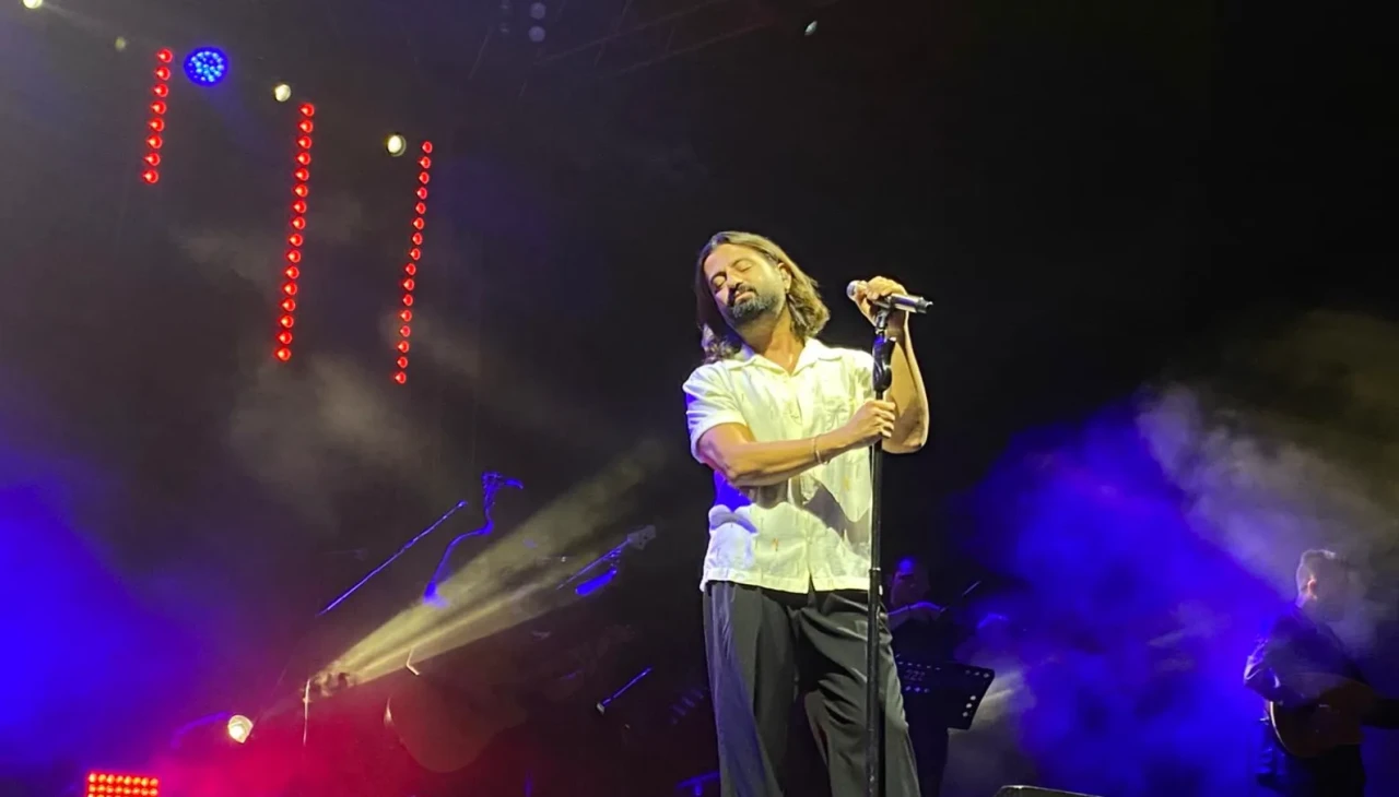 Bozüyük'te Kurtuluş Günü'nde Koray Avcı konseri