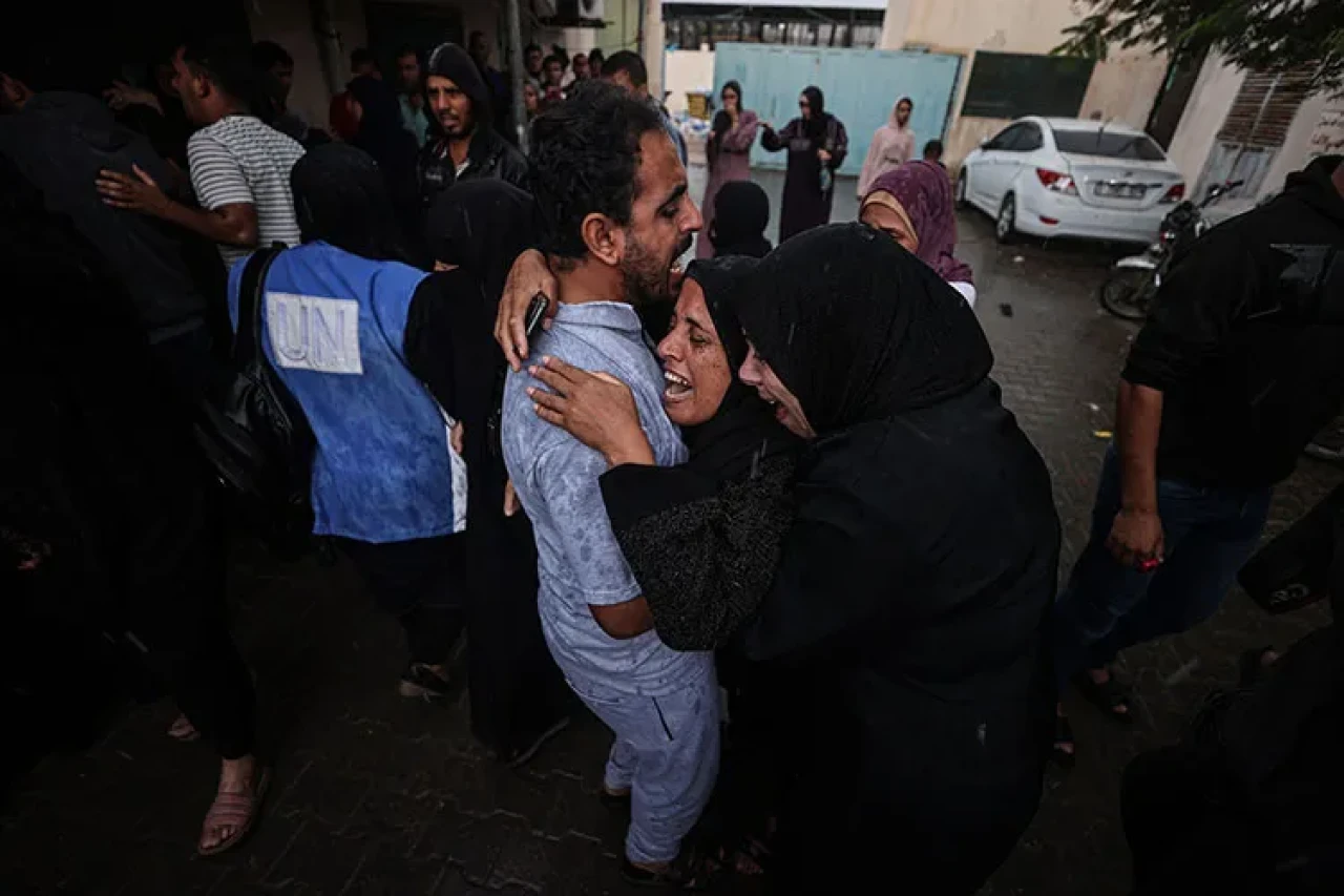 İsrail'in Gazze'ye hava saldırıları: 33 ölü, 25 kayıp