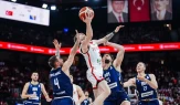 12 Dev Adam'ın zaferi: İsviçre'yi 85-60'la yendik
