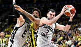 Fenerbahçe'yi deplasmanda deviren Beşiktaş GAİN final serisinde öne geçti