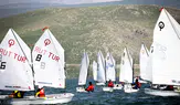 Çıldır Gölü'nde yelken şöleni: Genç sporcular zirve için rüzgara karşı yarıştı