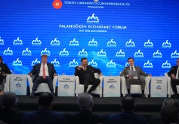 TOBB Başkanı Hisarcıklıoğlu: Türkiye, 1,3 trilyon dolarlık milli gelirle büyümeye devam ediyor