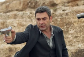 Uzak Şehir'de şok gelişmeler: Boran Annesine isyan etti, Deniz kayboldu