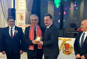 Eskişehir Gazeteciler Cemiyeti 75. yaşını kutladı! Dr. Süleyman Basa onur plaketi aldı