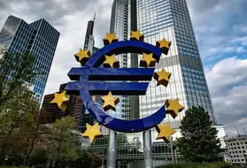ECB, Temmuz toplantısında faiz oranlarını sabit tutma kararı aldı