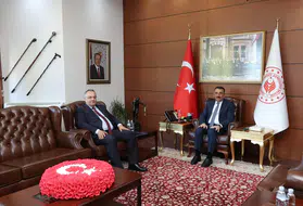 TİMBİR'den Vali Hacıbektaşoğlu'na ziyaret: İnternet medyası masada