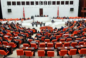 Türkiye Büyük Millet Meclisi çalışmalarına ara verdi