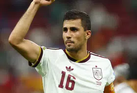 Barcelona, Rodri'yi 75 milyon euroya Manchester City'den transfer etti!