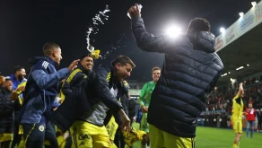 Fenerbahçe, 2-0 geriden gelerek Çaykur Rizespor'u 5-2 yendi