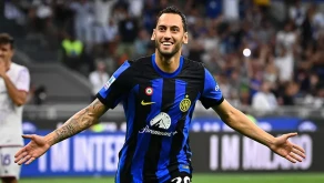 Inter, nefes kesen maçı uzatmalarda 4-3 kazanarak finale yükseldi
