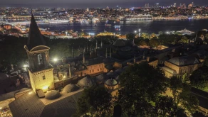 Topkapı Sarayı’nda gece turları başladı: Tarih ve İstanbul ışıklar altında