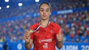Milli badmintoncu Aleyna Korkut Çekya'da altın madalya kazandı