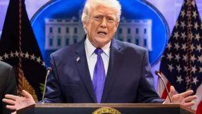 Trump'tan gümrük vergisi hamlesi: Yeni oran yüzde 15'e yükseldi