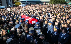Şehit Pilot Binbaşı Serdar Uslu Bursa'da gözyaşlarıyla uğurlandı