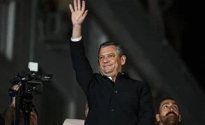 Özgür Özel’den Sert Mesaj: “Bir tarafta zulüm bir tarafta barış olmaz”