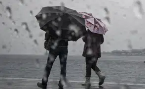 Güneydoğu'da kuvvetli rüzgar uyarısı: Meteoroloji'den vatandaşlara tedbir çağrısı