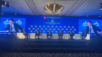 Erzurum Ekonomi Forumunda "Yapay Zeka Çağında Kültür ve Turizm" tartışıldı