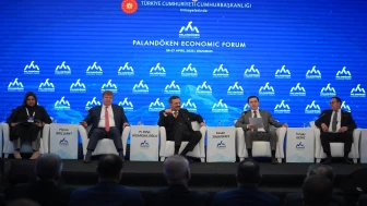 TOBB Başkanı Hisarcıklıoğlu: Türkiye, 1,3 trilyon dolarlık milli gelirle büyümeye devam ediyor
