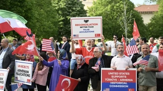 Washington’da 1915 olaylarının çarpıtılması protesto edildi