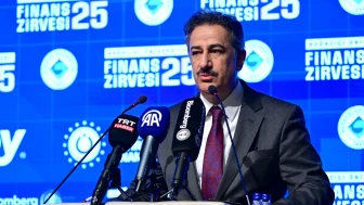 Finans Zirvesi 2025 başladı: Belirsizlik çağında dönüşüm tartışmaları hız kazandı