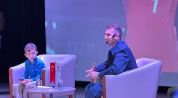 Fenerbahçeli Kerem Aktürkoğlu küçük başkan Aras Şamlı'nın davetini kırmadı