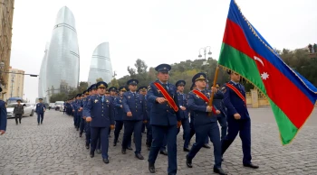 Karabağ gazileri ve gençler sokaklarda: “Zafer Günü” kutlandı