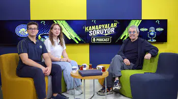 Kanaryalar soruyor programında Selçuk Yöntem gençlerle buluştu