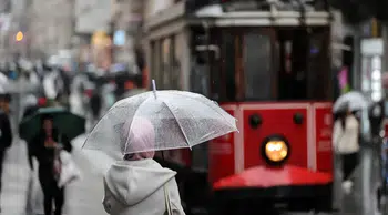 İstanbul’da Eğitime 1 Gün Ara Verildi Motosikletler Trafikten  men edildi