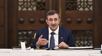 Cumhurbaşkanı Yardımcısı Cevdet Yılmaz Malatya'dan Elazığ'a geçti