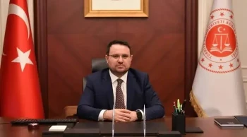 Akın Gürlek'ten sert açıklama: Toplu taşıma olayında soruşturma başlatıldı