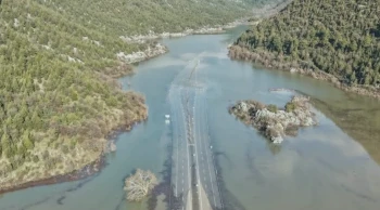Konya-Antalya karayolu 38 yıl sonra göle döndü: Yağışlar ve doğanın gücü