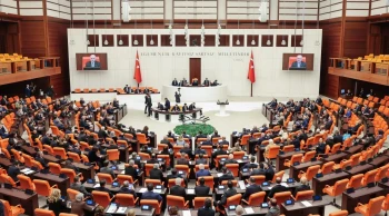 Meclis, bayram sonrası yoğun gündemle çalışmalara devam ediyor: Kripto vergisi, doğum izni ve terörle mücadele yasası!