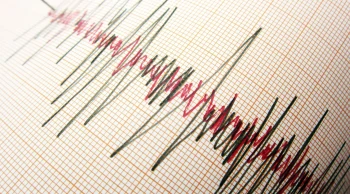 Yunanistan'da 5.8 Büyüklüğünde Deprem! Can Kaybı ve Hasar Yok mu?