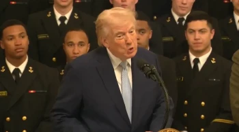 Trump İran'la dalga geçti : “İran’la görüşmek istiyoruz ama konuşacak kimse kalmadı”