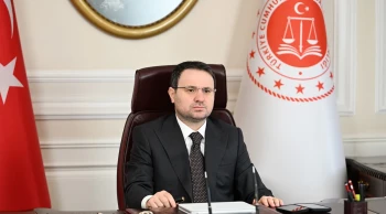 Adalet Bakanlığı'nın sınav sonuçları açıklandı! 1.453 personel yeni unvanlarına kavuştu