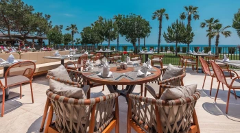 Kemer'de Ağustos-Eylül  ayı turizm cenneti: Kesintisiz güneş ve sıcak deniz keyfi