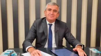 Akçakoca Belediye Başkanı Fikret Albayrak görevden uzaklaştırıldı