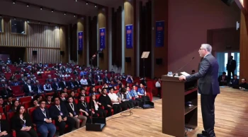 Dijital dönüşüm zirvesinde neler konuşuldu? Bakan Işıkhan gençlere seslendi