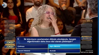 Beyaz'la Joker'de Edebiyat Sınavı: Yarışmacıya Aşk-ı Memnu Sorusu Soruldu