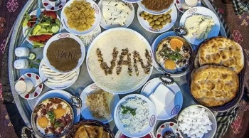 Dünyanın sofrası Van Kahvaltısı 7. kez Van’da kuruldu