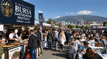 Festival kalabalığı turizm başarısı mı demek?