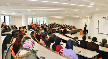 Yurt dışında okumak isteyenlere YÖK’ten kritik uyarı: Diplomanızın garantisi yok!