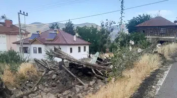 Mahallede korkulu bekleyiş sona mı eriyor: Uruş'ta metruk binalar temizleniyor
